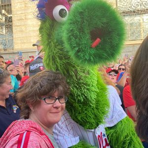 Meet your Posher, Laura